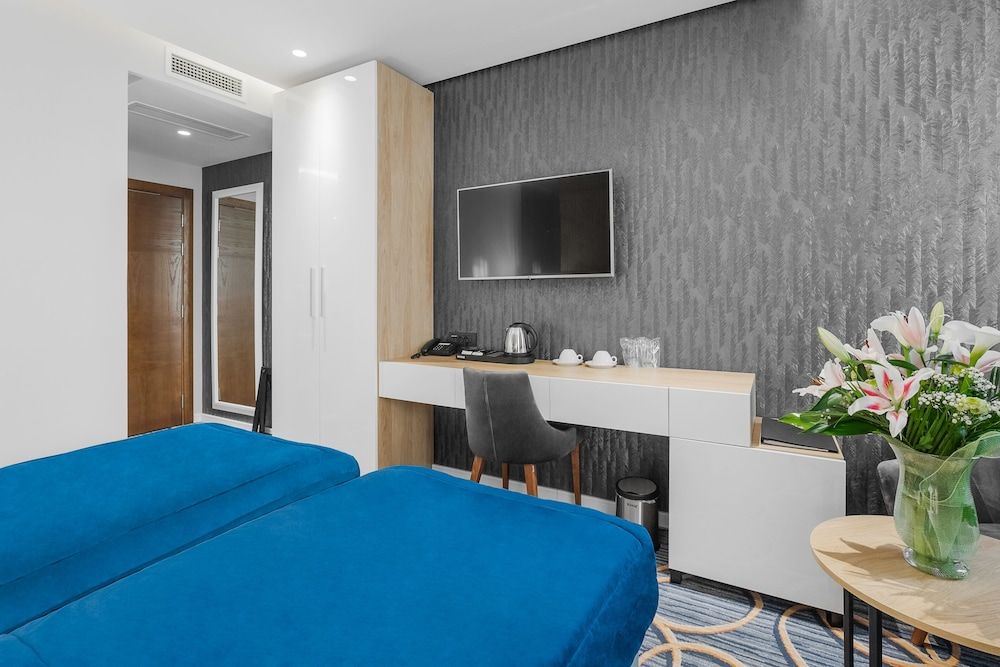 Sky hotel Standard Twin Room with Free Parking 19