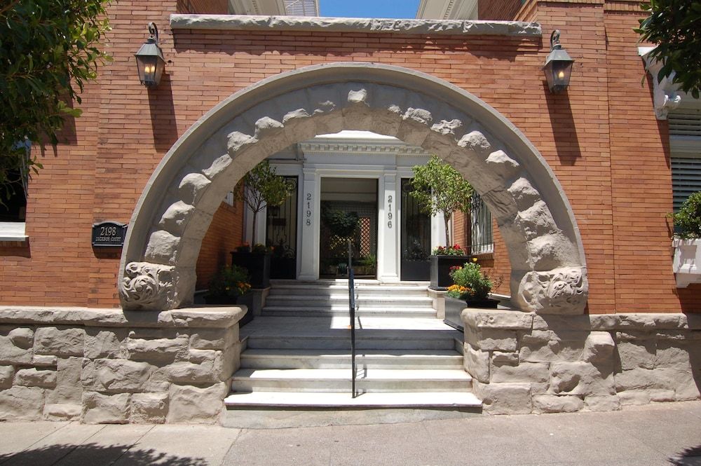 undefined Jackson Court 3