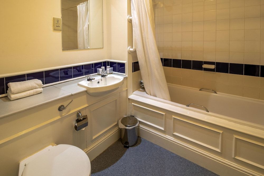 Bosworth Hall Hotel & Spa Executive Double Room 8