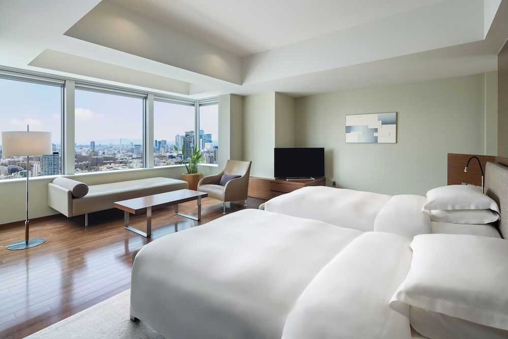 Family Suite with Multiple Beds