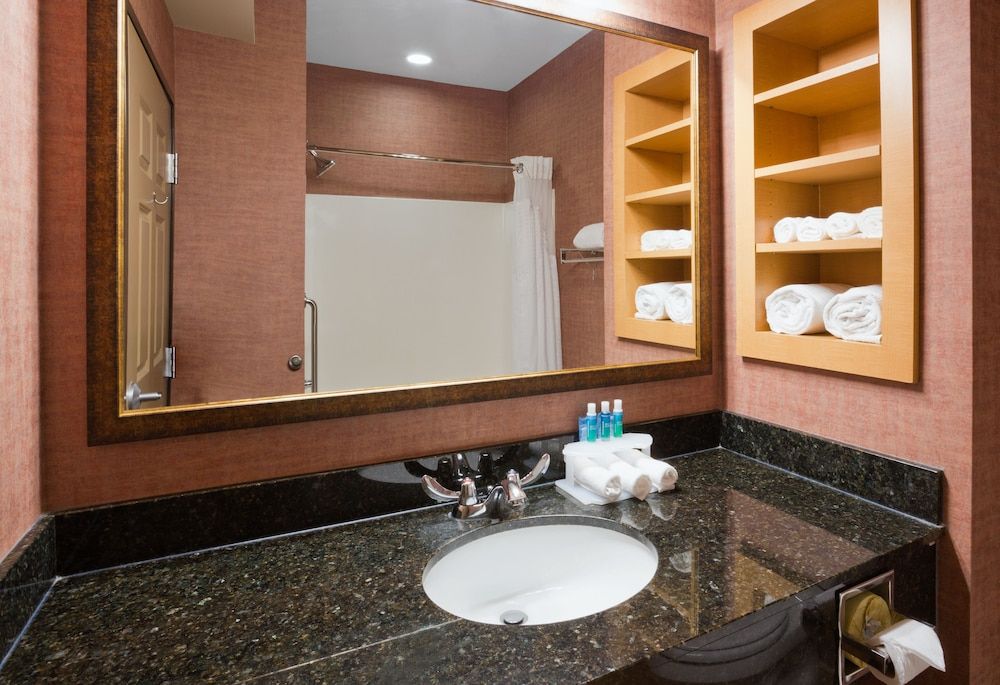 Suite, Multiple Beds