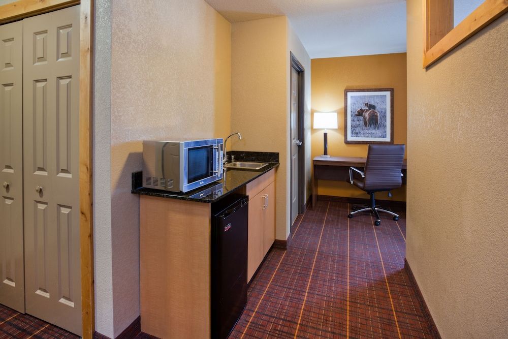 Suite, 2 Queen Beds