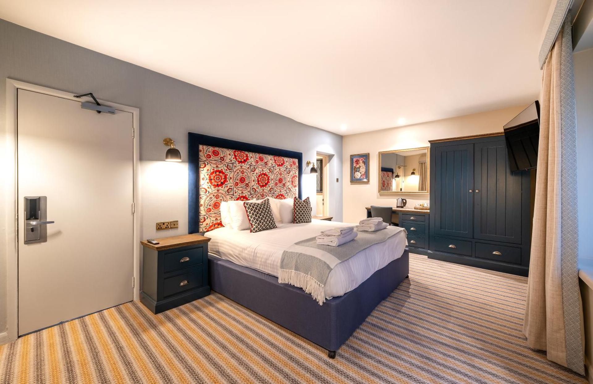 Thatchers Hotel Double Room 6