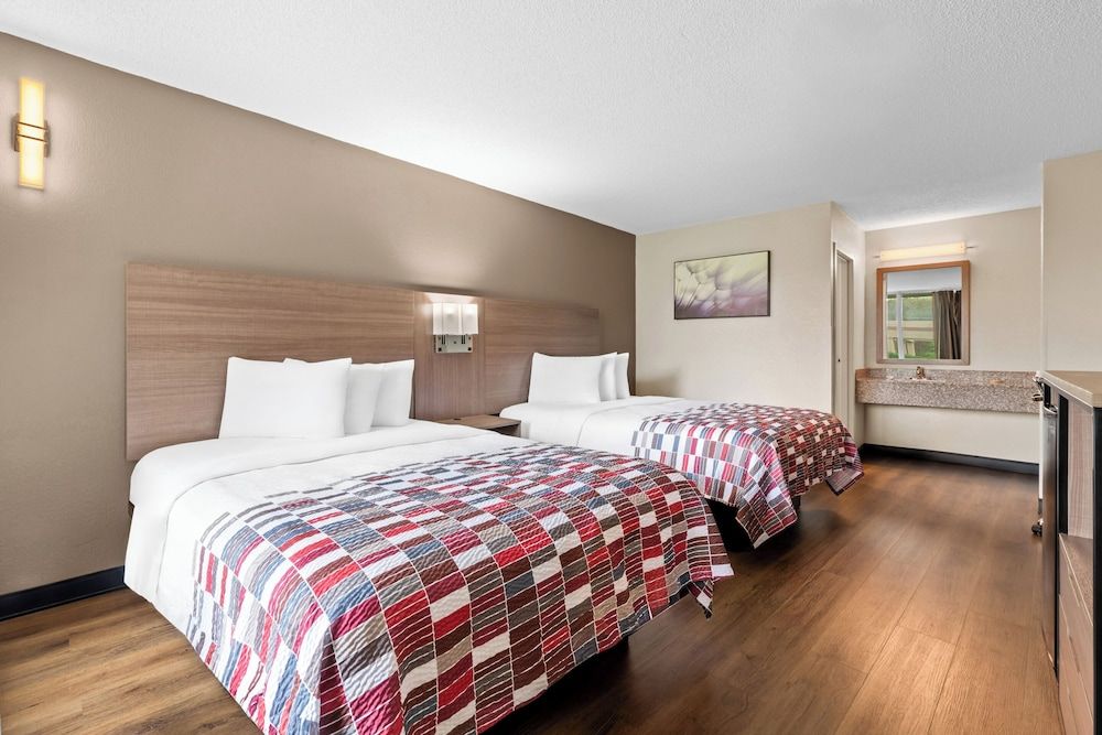 Deluxe Room, 2 Queen Beds, Non Smoking