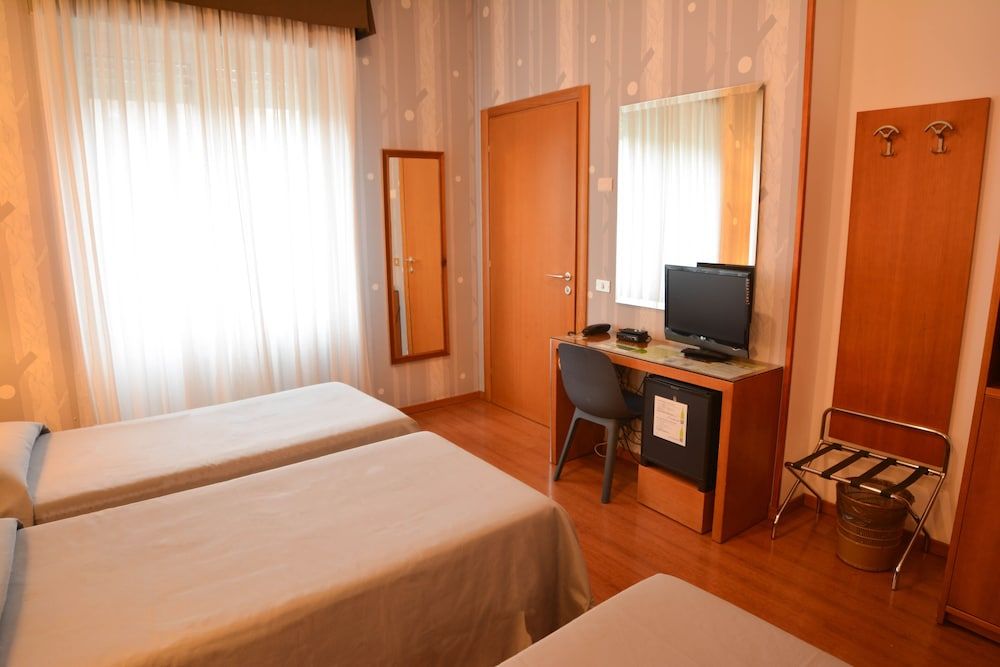 undefined eco Hotel Milano & BioRiso Restaurant 5