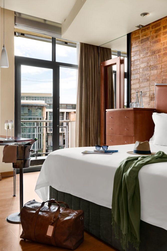 African Pride Melrose Arch Hotel, Autograph Collection Room, 1 Queen Bed, Non Smoking 6