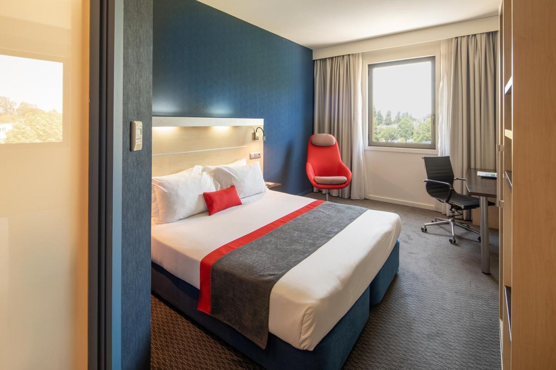 1 Double Bed Standard