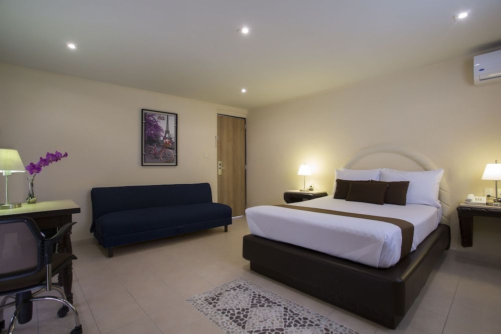 Gamma Cuernavaca Puerta Paraiso Superior Room, 1 Double Bed 4