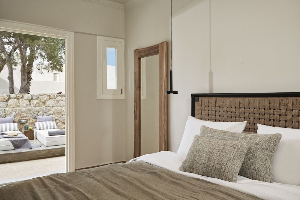 Loizos Stylish Residences Standard Room