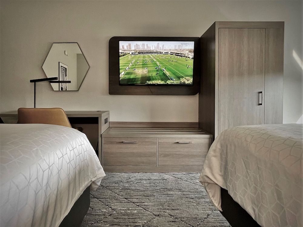 Standard Room, 2 Queen Beds, Accessible (Communication, Accessible Tub)