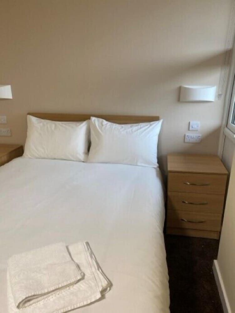 Britannia Coventry Hill Hotel Double in Annex