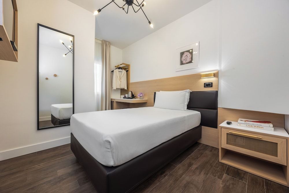 undefined Globus Urban Hotel 5