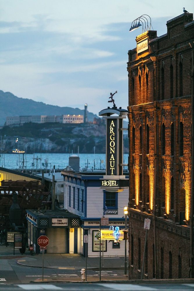 undefined Argonaut Hotel 5