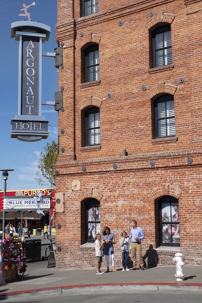 undefined Argonaut Hotel 2