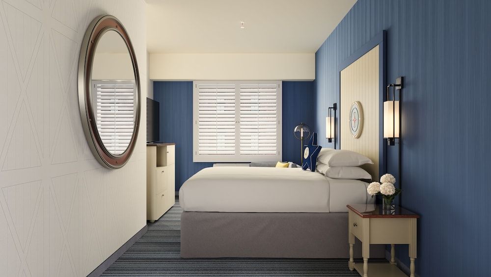 undefined Argonaut Hotel