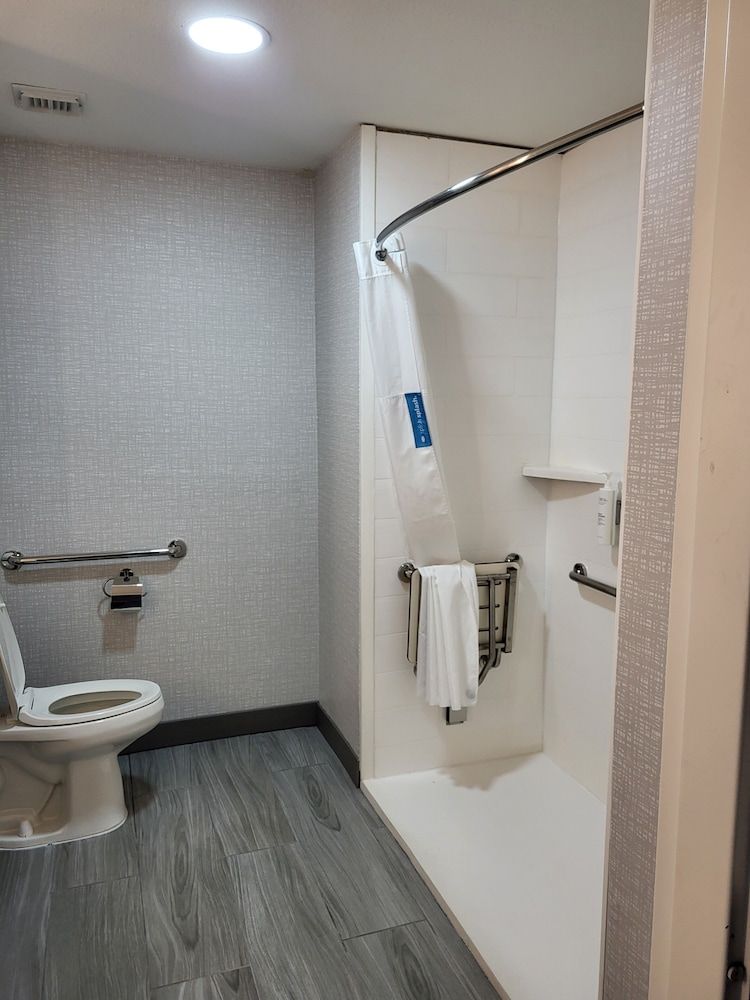 Room, 1 King Bed, Accessible