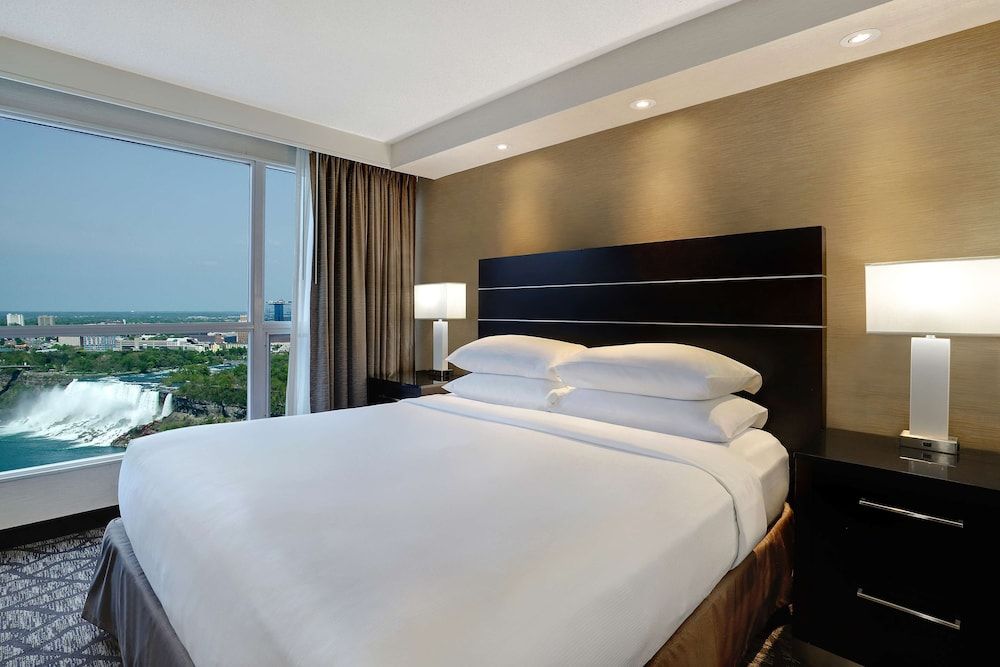 King Bed Premium with Sofa Bed and view of Niagara Falls & American Falls - Floor 30