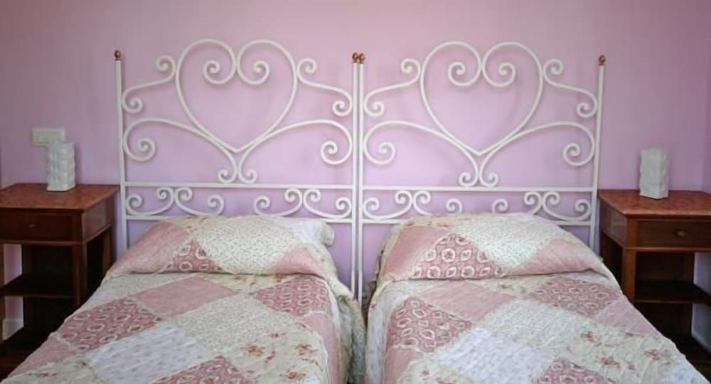 The Secret Garden Relais Standard Triple Room, 1 Double Bed with Sofa bed 3