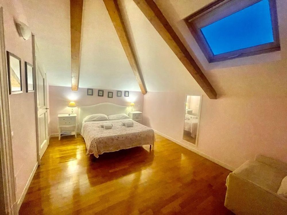 The Secret Garden Relais Standard Double Room, Ensuite 14