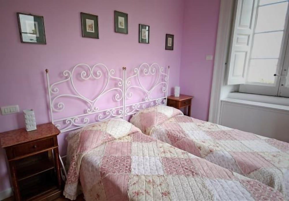 The Secret Garden Relais Standard Triple Room, 1 Double Bed with Sofa bed 4