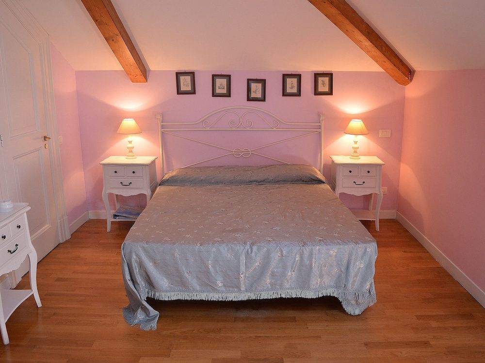 The Secret Garden Relais Standard Double Room, Ensuite