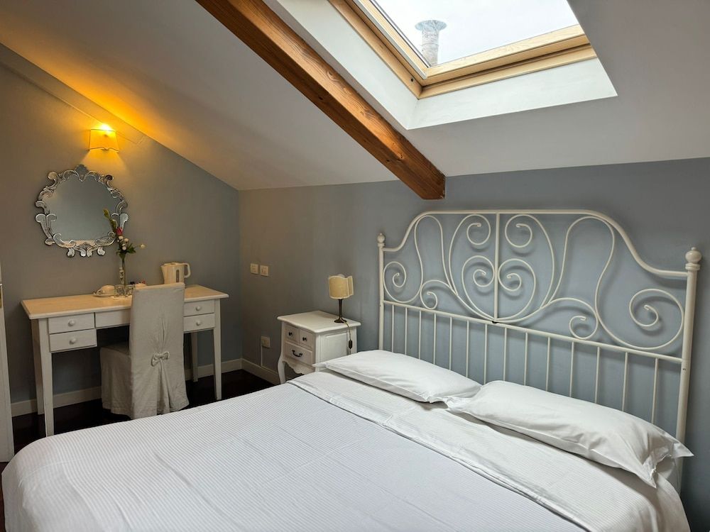 The Secret Garden Relais Standard Double Room, Ensuite 15