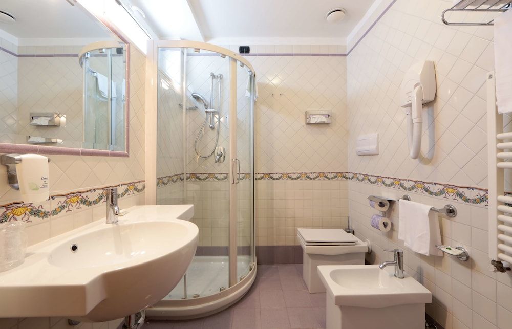 Best Western Hotel Dei Cavalieri Classic Room, 1 Queen Bed, Annex Building 10