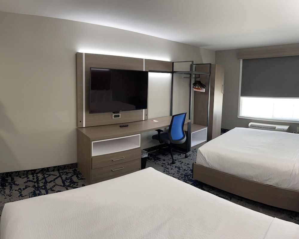 Comfort Inn & Suites Muskogee Room, 2 Queen Beds, Non Smoking 2