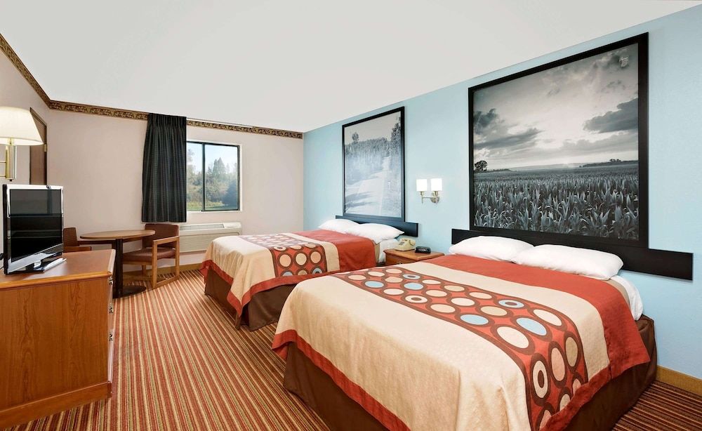 Room, 2 Queen Beds, Non Smoking