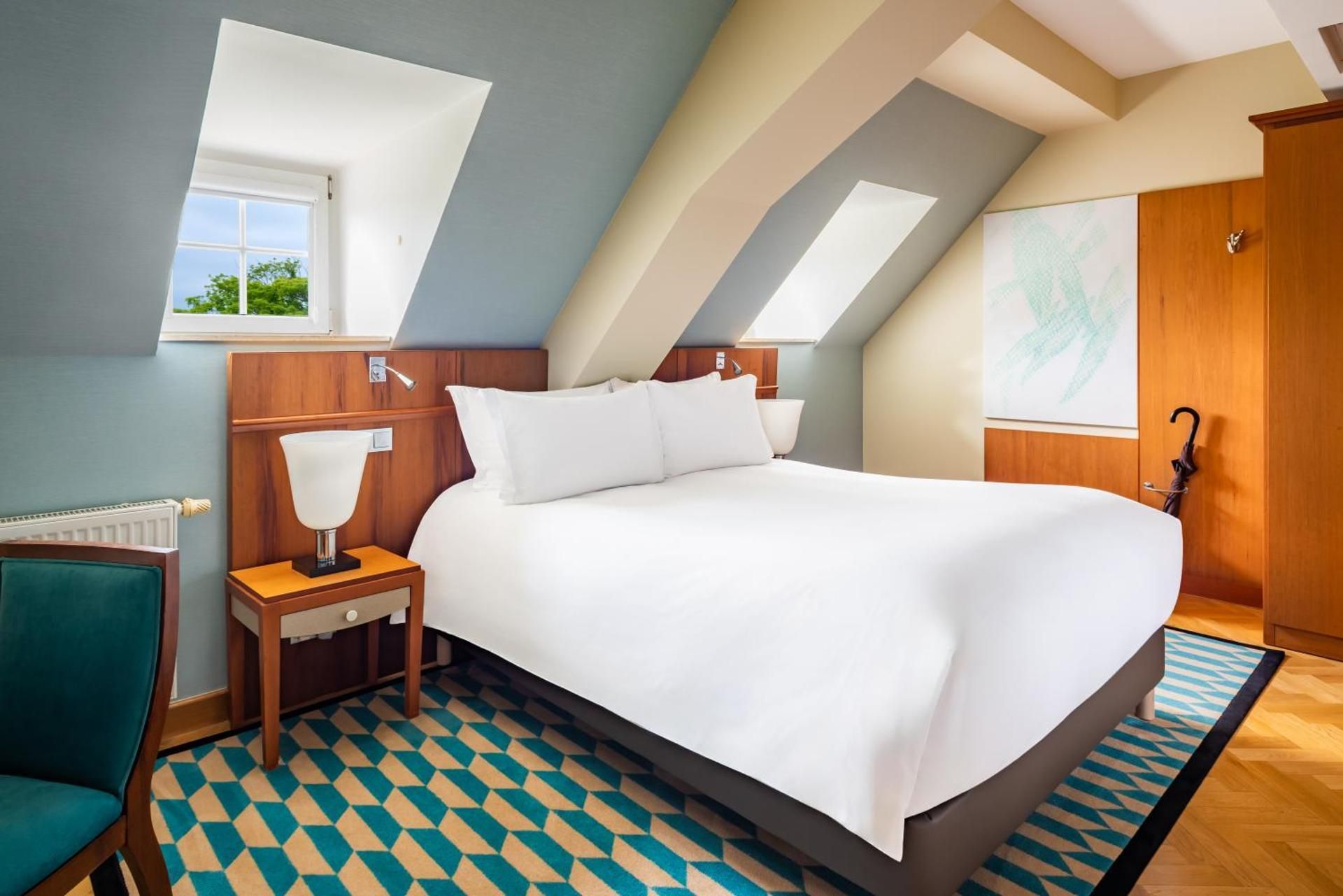 Classic Attic Double Room - Park Side