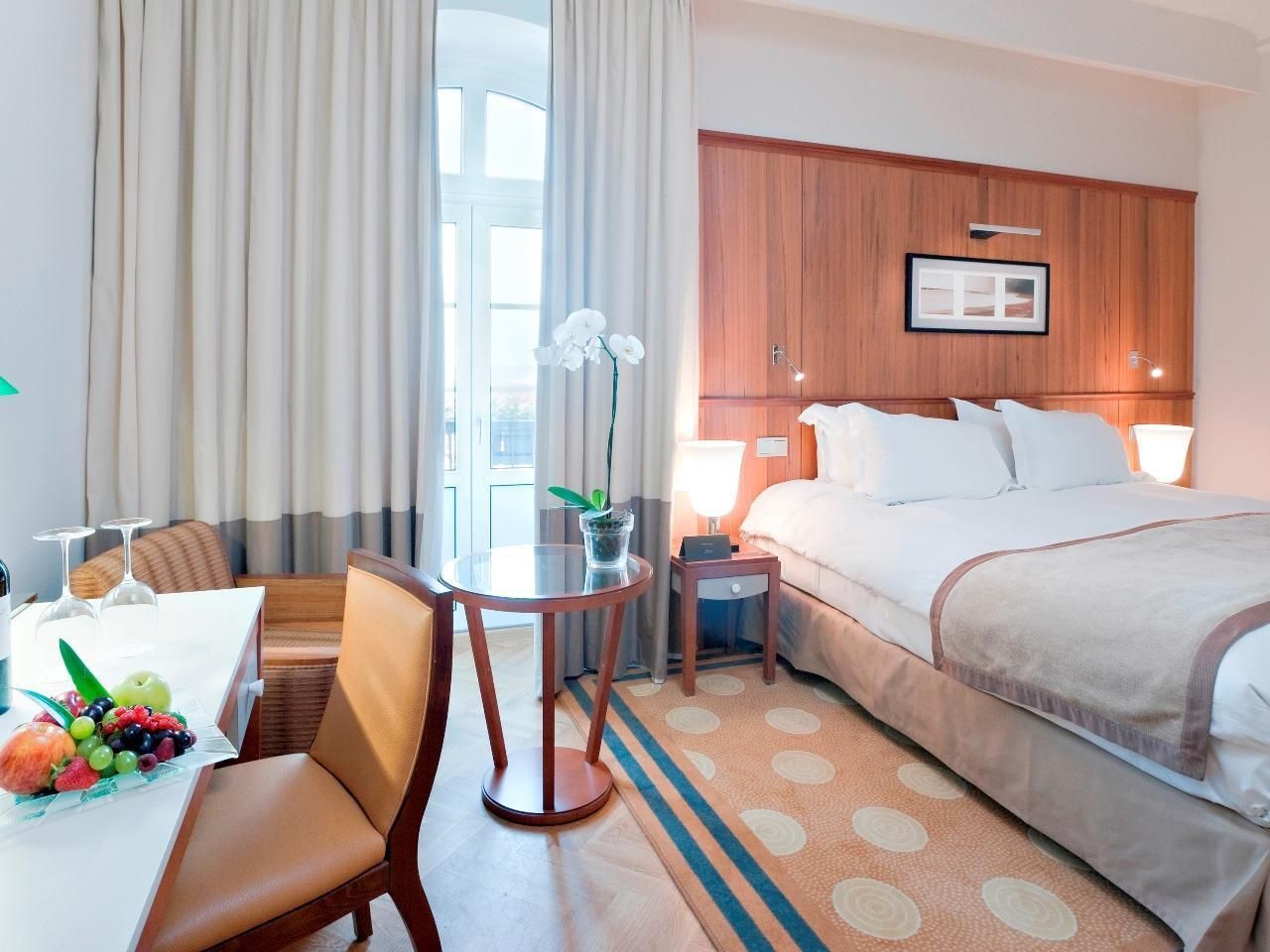 Luxury Room Park Side, 1 Double Bed or 2 Single Beds