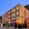 Hampton Inn Deadwood at Tin Lizzie Gaming Resort
