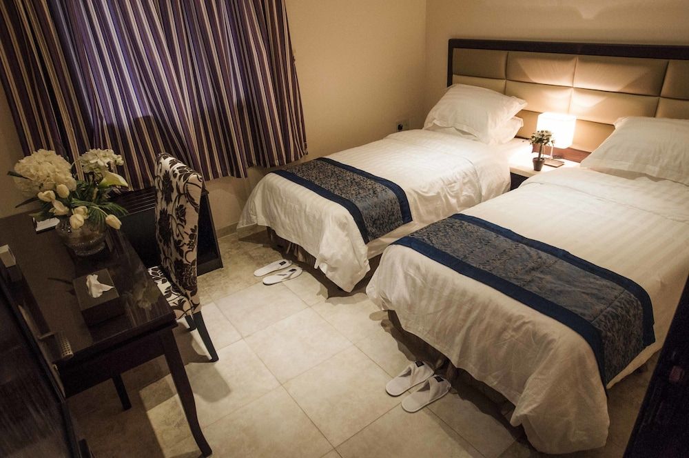 undefined City suites 9