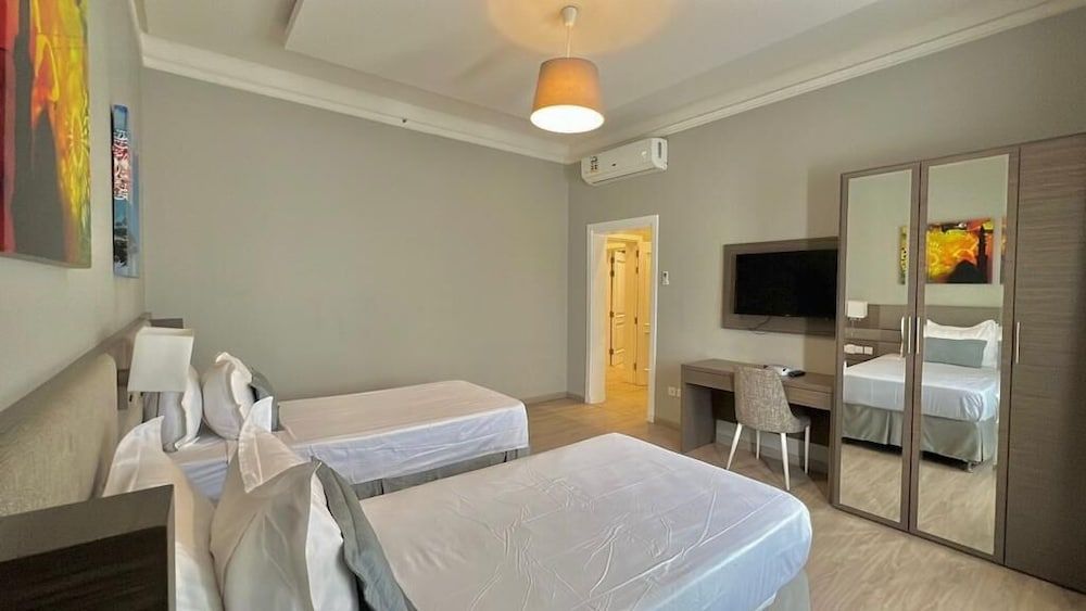 Royal Suite, 2 Bedrooms, Kitchen, Sea View