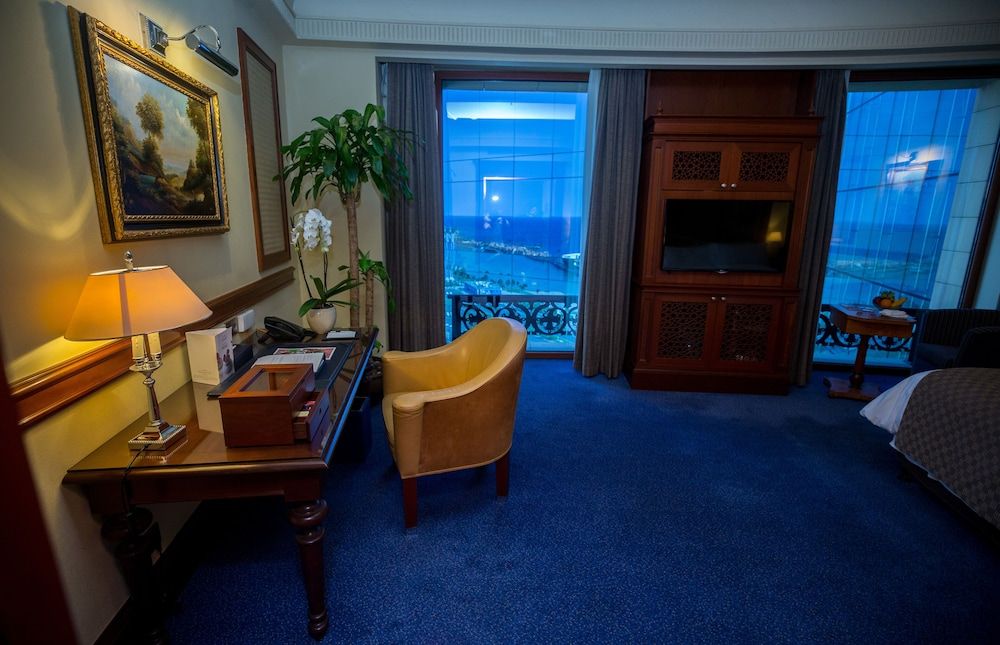 Rosewood Jeddah Superior Twin Room 5