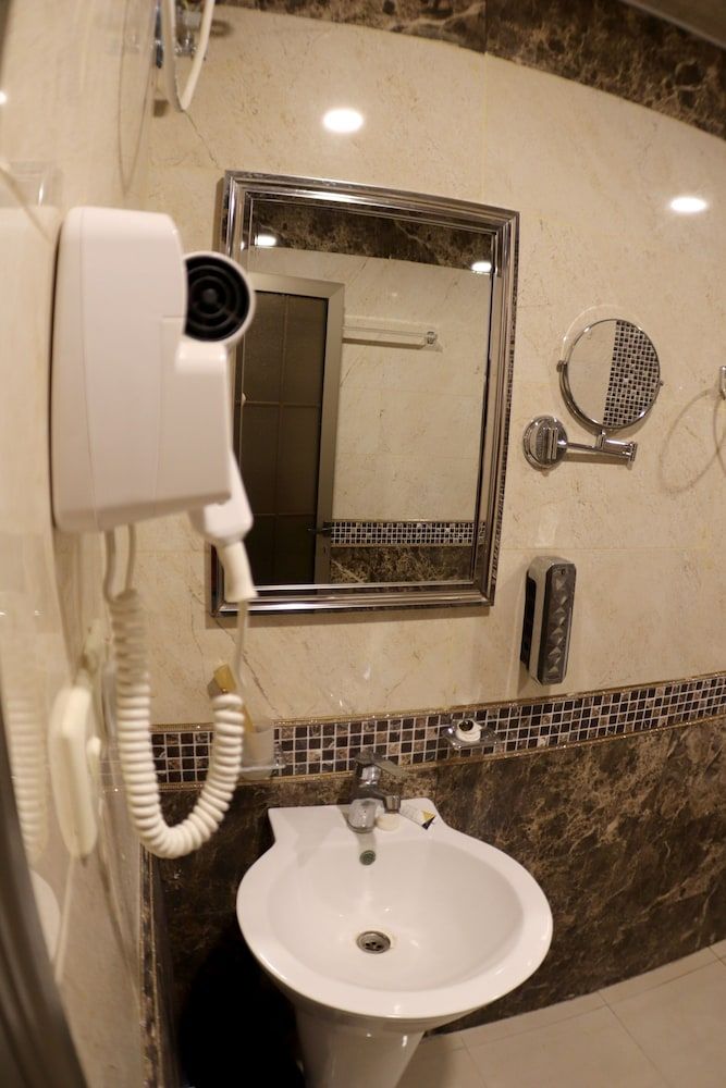 Swat Hotel Apartment Double or Twin Room 16