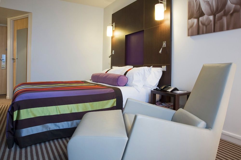Standard Room, 1 Queen Bed