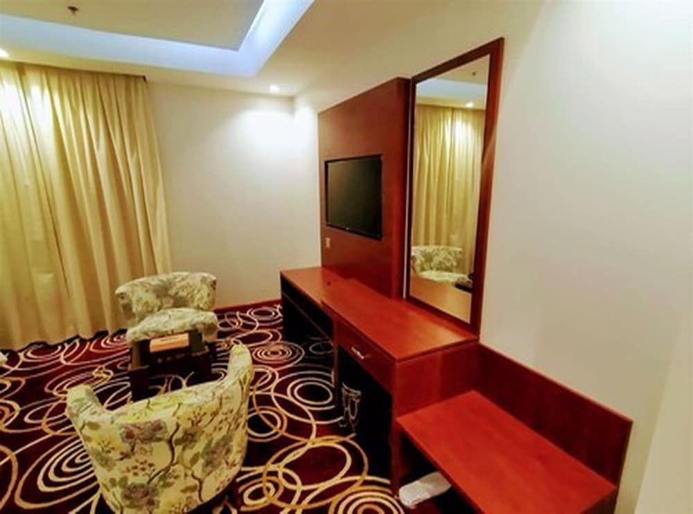 undefined WOW JEDDAH HOTEL 2