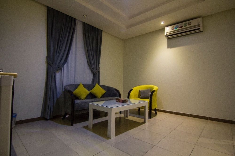 undefined Almakan Suites 102 8