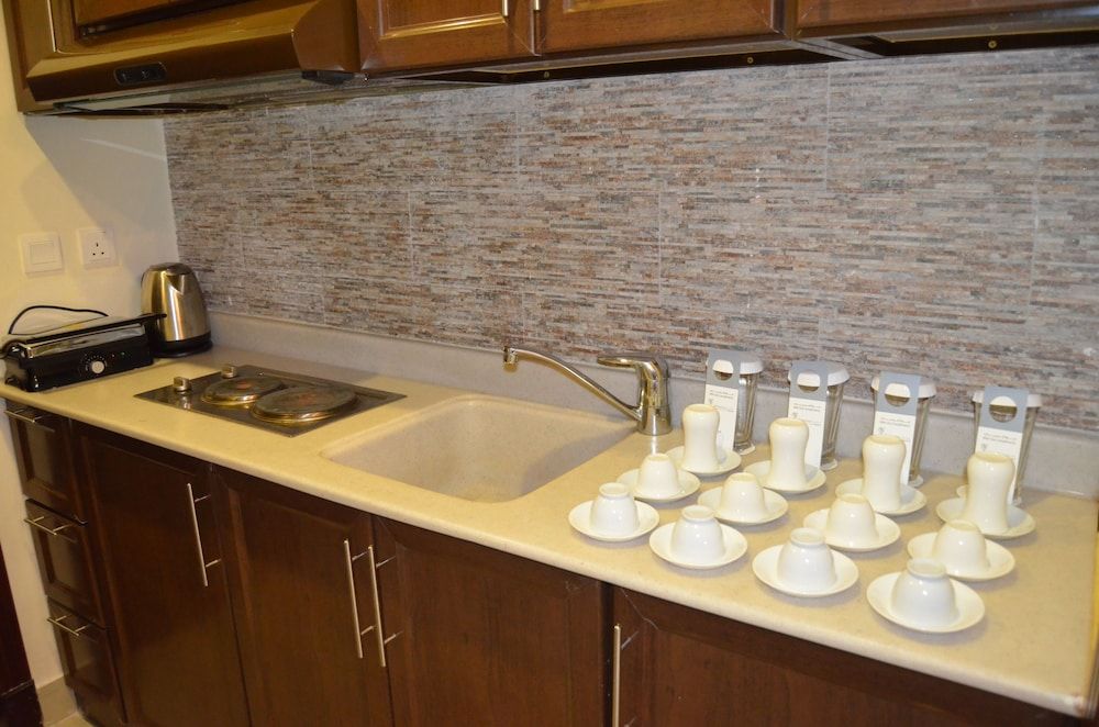 undefined Diamond Suites 10