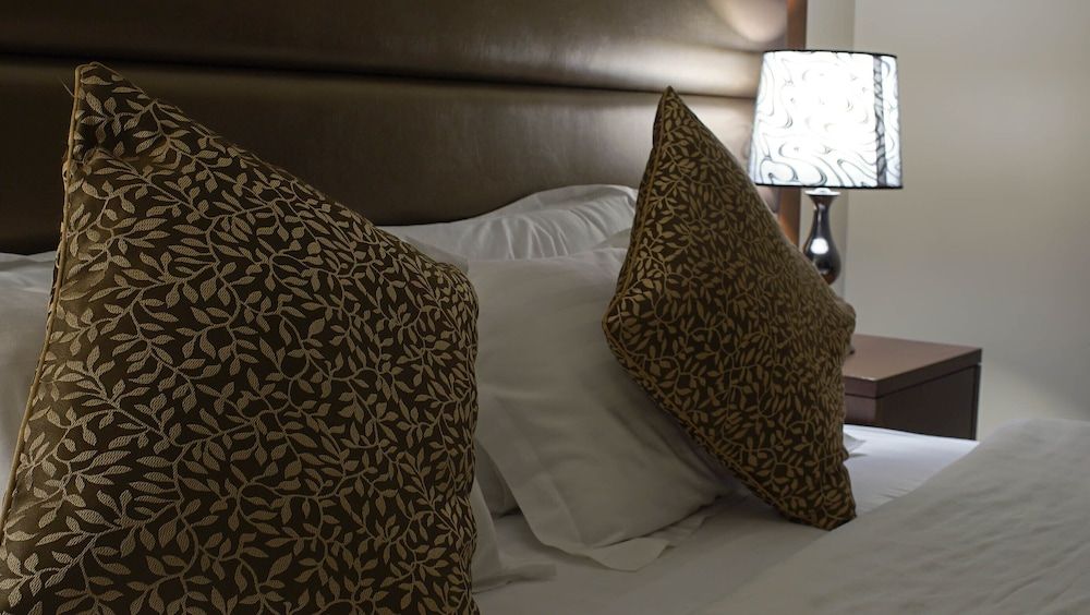 undefined Diamond Suites 8