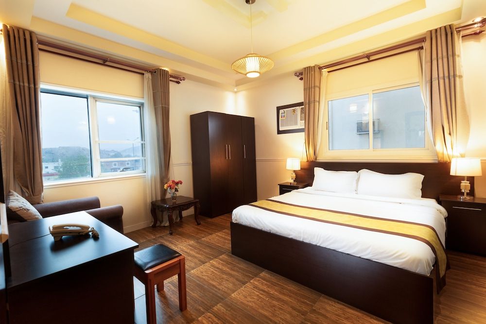 Gardens View Aparthotel