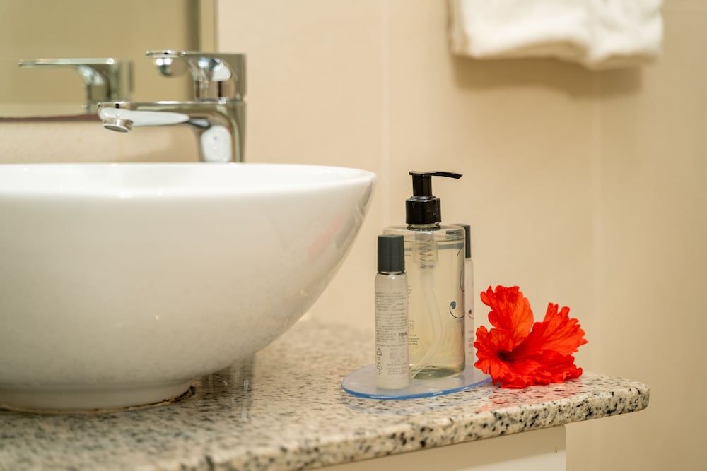 The Ridge Residence Standard Twin Room 5