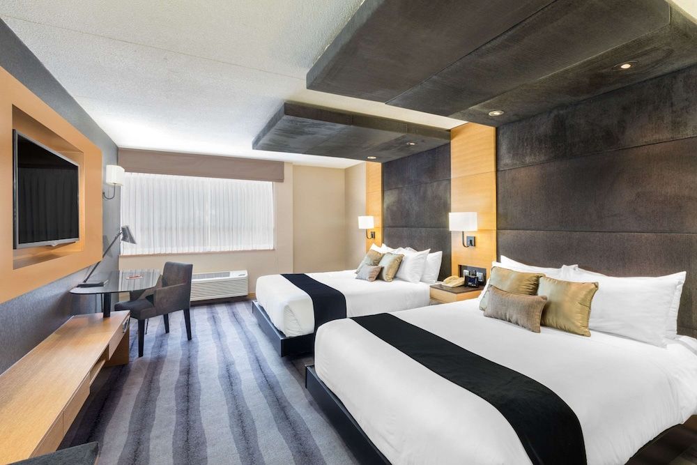 Deluxe Room, 2 Queen Beds