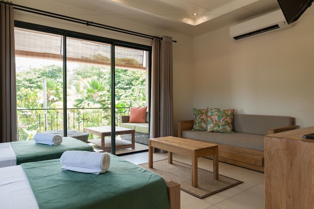 Le Repaire - Boutique Hotel & Restaurant Standard Double Room 8