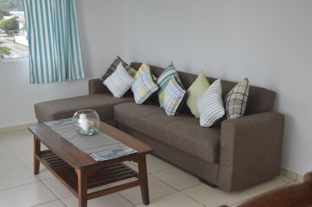 Chez Payet Guesthouse Apartment, 2 Bedrooms 6