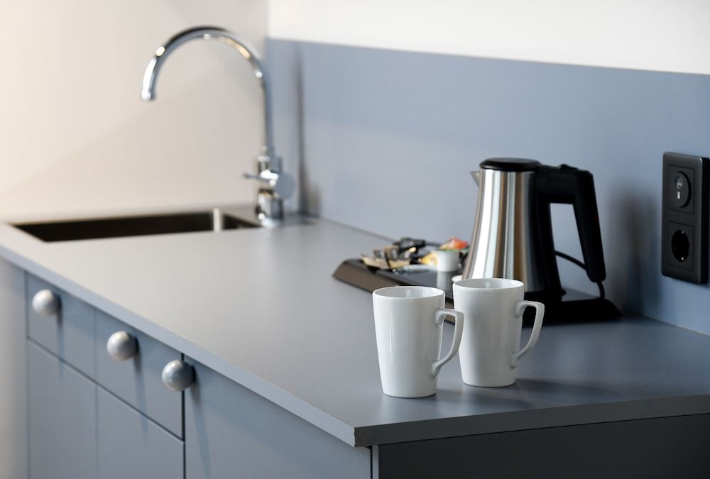 Best Western Plus Grow Hotel Standard Studio, 1 King Bed, Non Smoking, Kitchenette 9