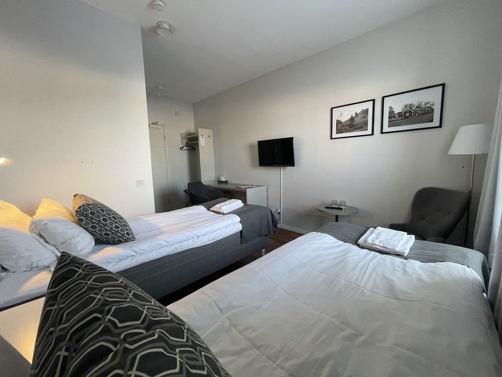 Rasta Falköping Twin Room 2
