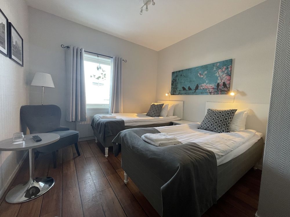 Rasta Falköping Twin Room 5