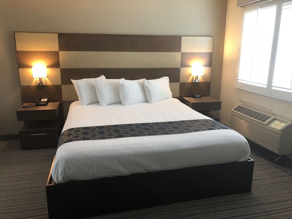 Good Living Inn Suite, 1 King Bed, Non Smoking 2